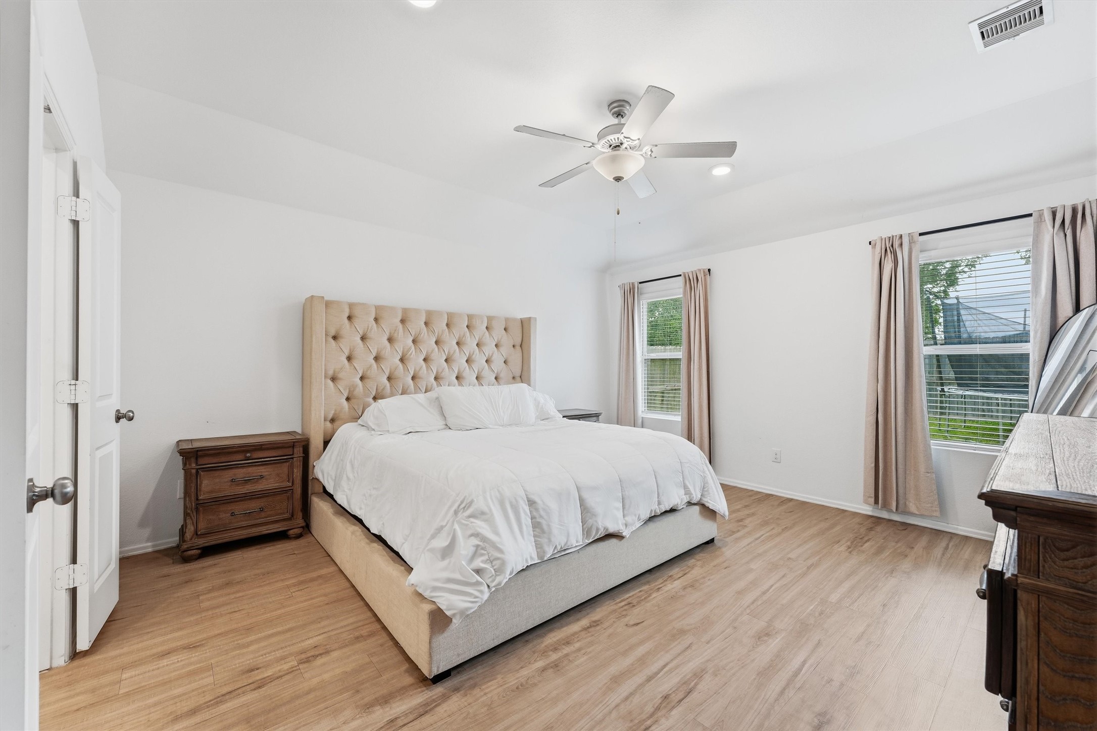 4902 Penton Meadow Lane Rosharon, TX 77583 - Photo 16 of 25 Gallery Image 16