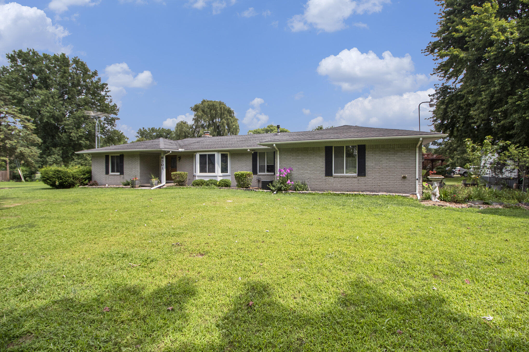 9301 Hannan Road Romulus, MI 48174 - Photo 1 of 41 003_img_0435-2_14