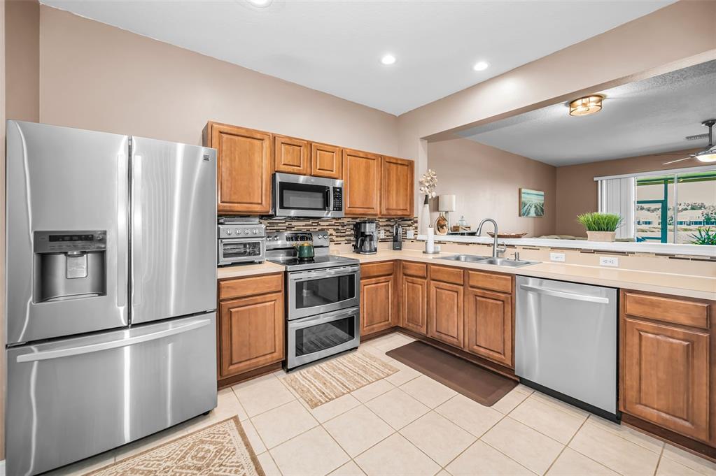 10155 Haverhill Ridge Drive Riverview, FL 33578 - Photo 8 of 39
