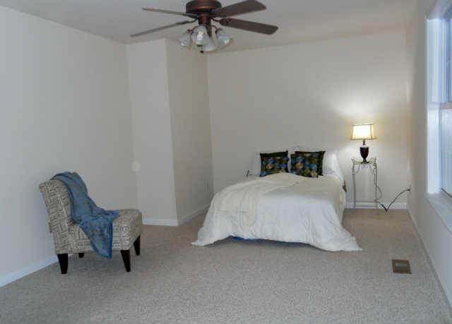 278 Murrell Road, Unit B Dickson, TN 37055 - Photo 13 of 18 Master bedroom with space to spare!!!!