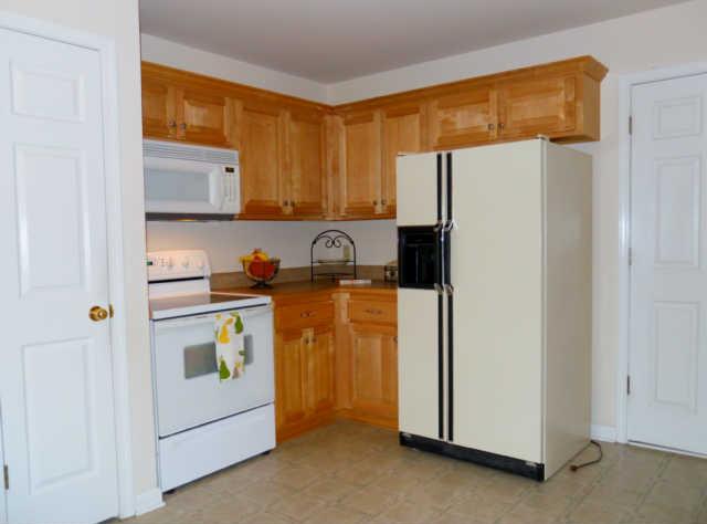 278 Murrell Road, Unit B Dickson, TN 37055 - Photo 10 of 18 Lots of cabinets and a Pantry.............