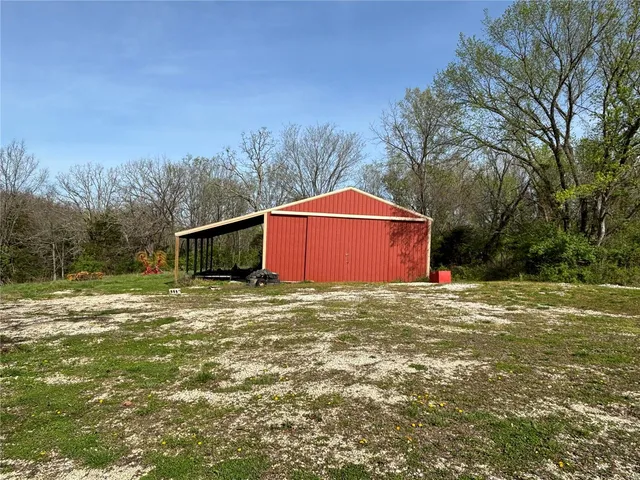 $175,000 | 1921 East Springfield Road, St. Clair, MO 63077