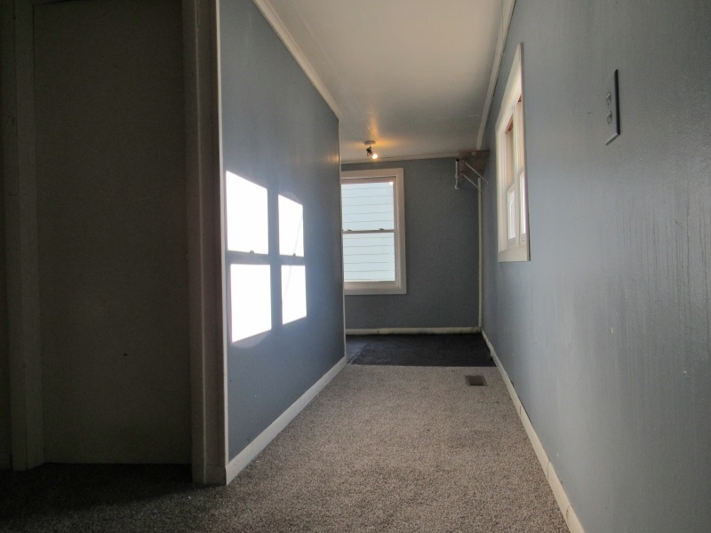 514 Fulton Avenue Rochester, IN 46975 - Photo 11 of 17
