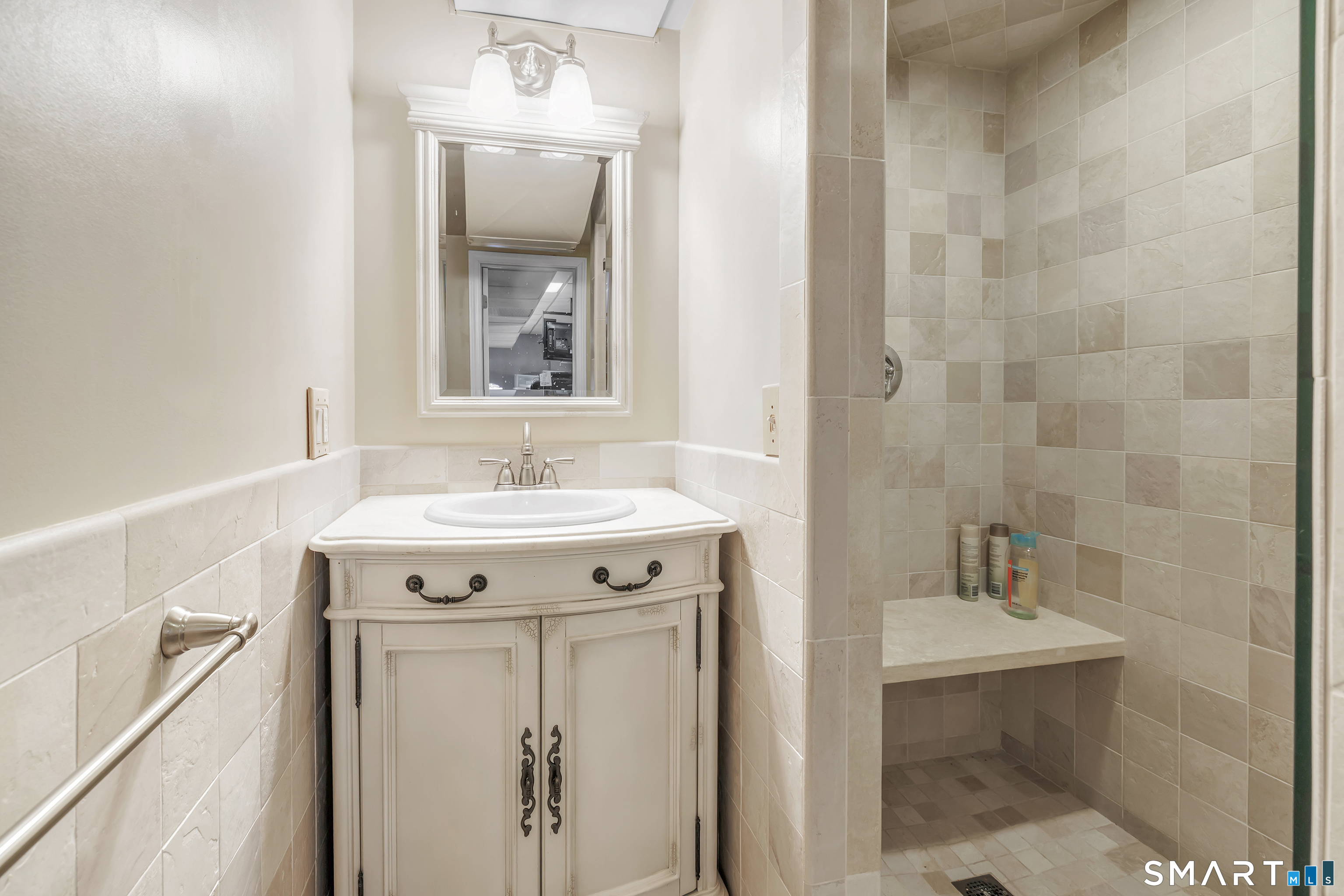 995 Beaver Dam Road Stratford, CT 06614 - Photo 34 of 40