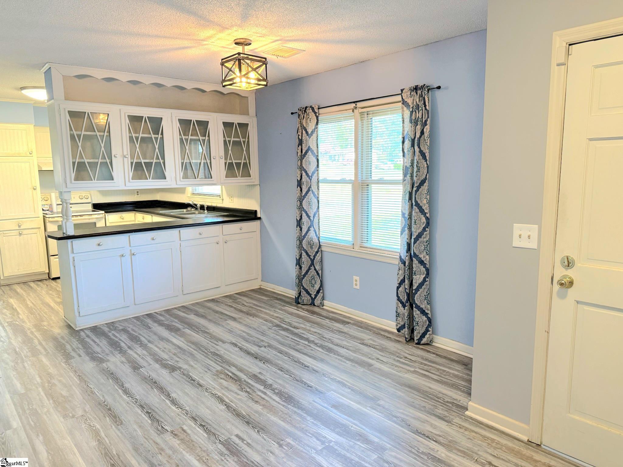 537 Bailey Road Union, SC 29379 - Photo 8 of 34