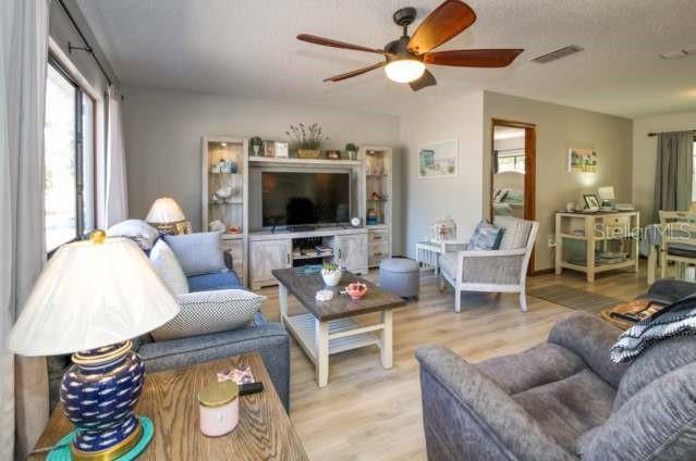 9588 Southwest 102nd Place Ocala, FL 34481 - Photo 8 of 27