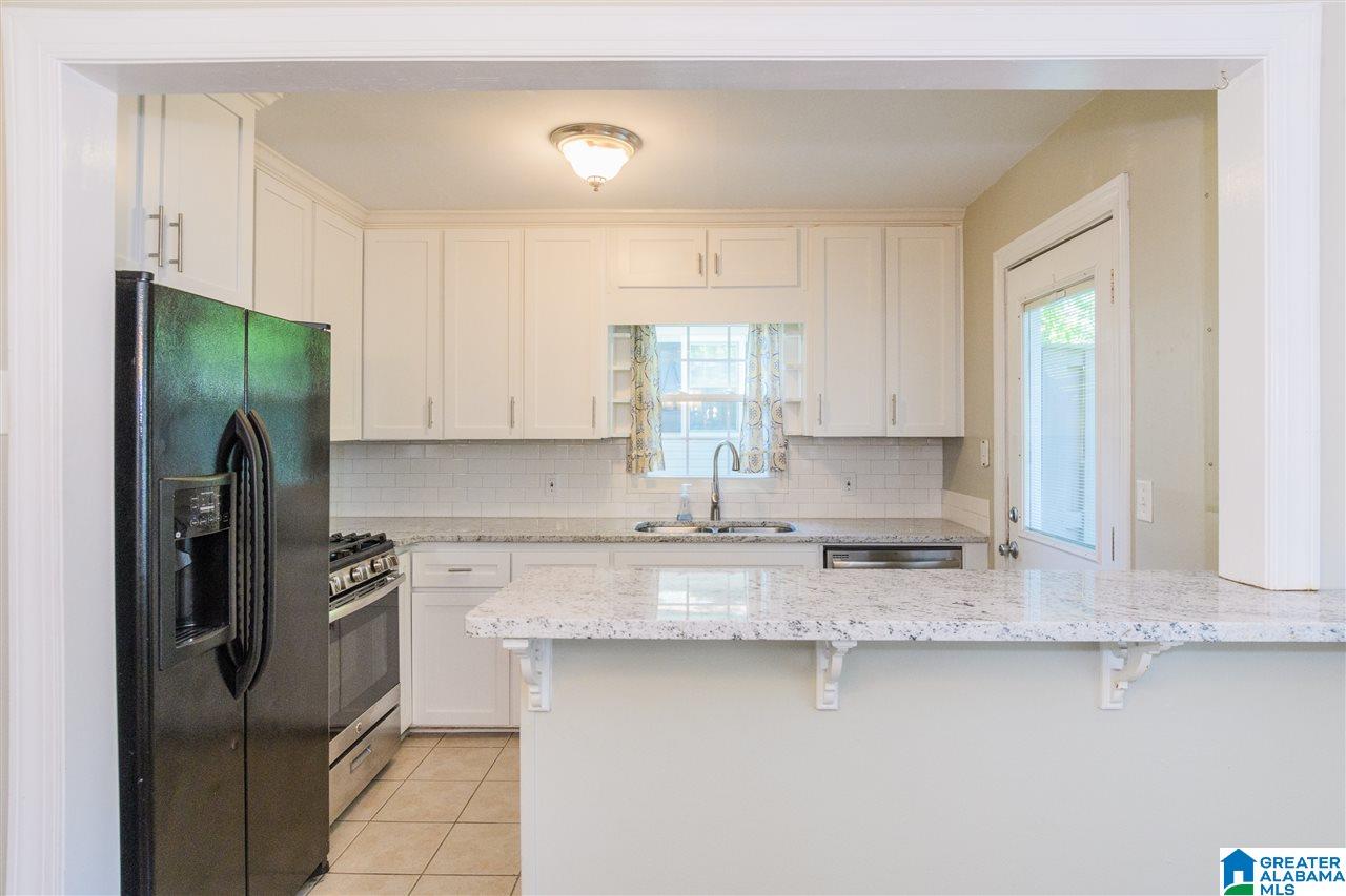 233 Kent Drive Birmingham, AL 35209 - Photo 11 of 38