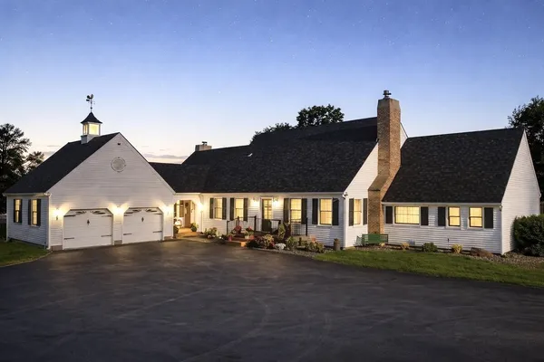 $999,000 | 11021 South Hatch Road, Spokane, WA 99224