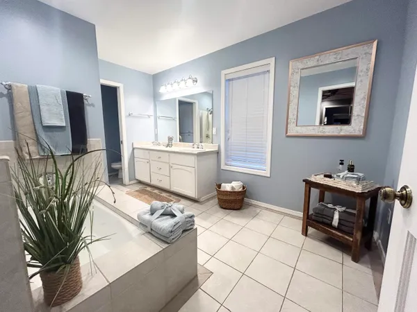 $925,000 | 11021 South Hatch Road, Spokane, WA 99224