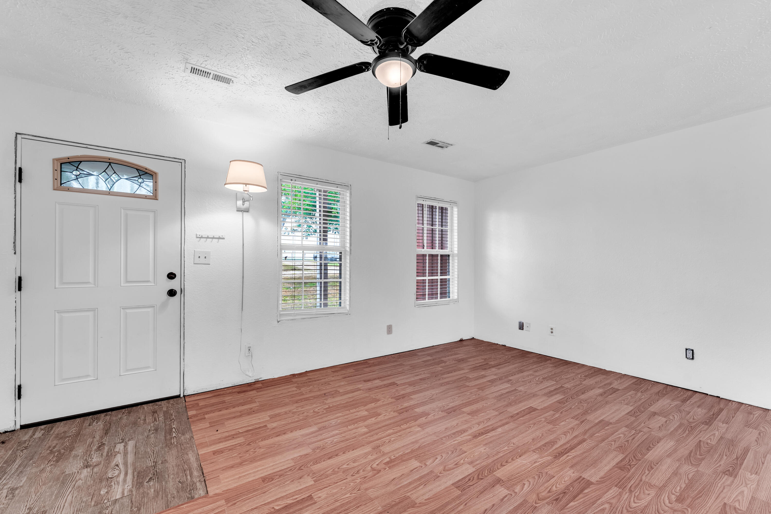 1015 State Rd Aa Fair Grove, MO 65648 - Photo 30 of 64 Living Room