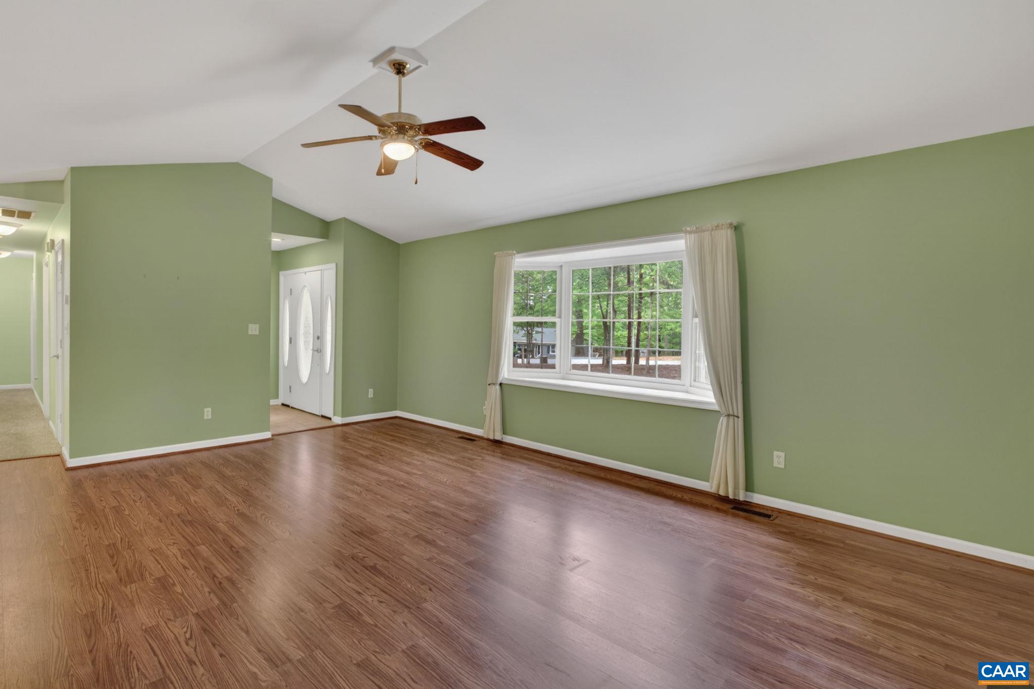 37 Laguna Road Palmyra, VA 22963 - Photo 10 of 44