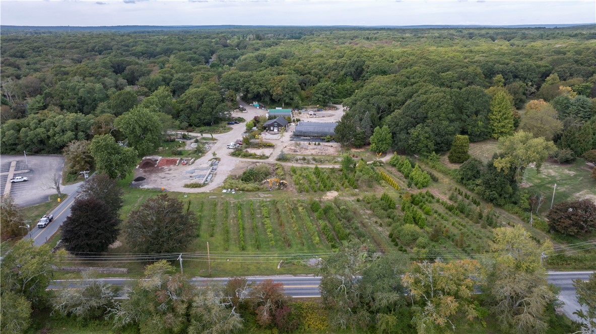 47 Tuckertown Road South Kingstown, RI 02879 - Photo 3 of 21