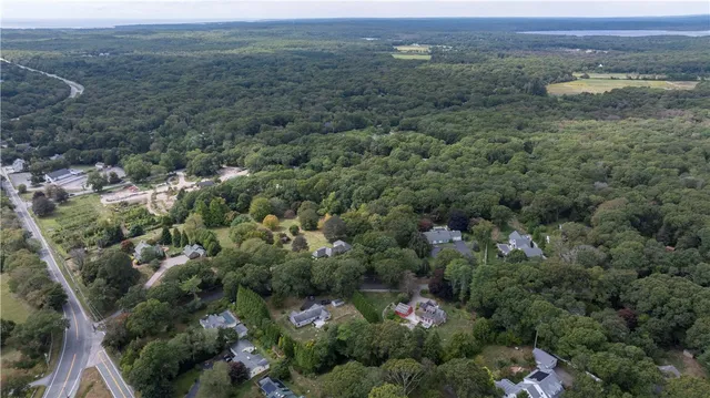 $2,200,000 | 47 Tuckertown Road, South Kingstown, RI 02879