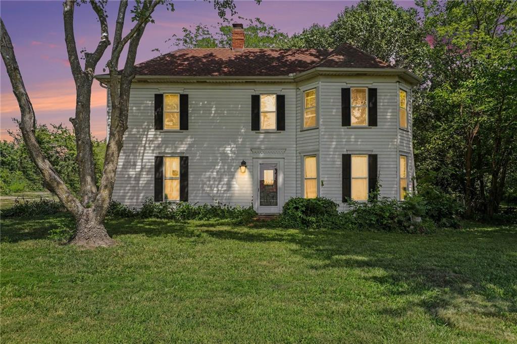 321 North Buckner Tarsney Road Buckner, MO 64016 - Photo 1 of 45