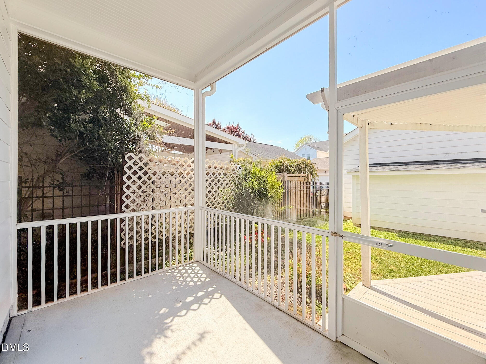 847 Historian Street Raleigh, NC 27603 - Photo 29 of 52 847 Histiorian St_www.scalaphotography.c