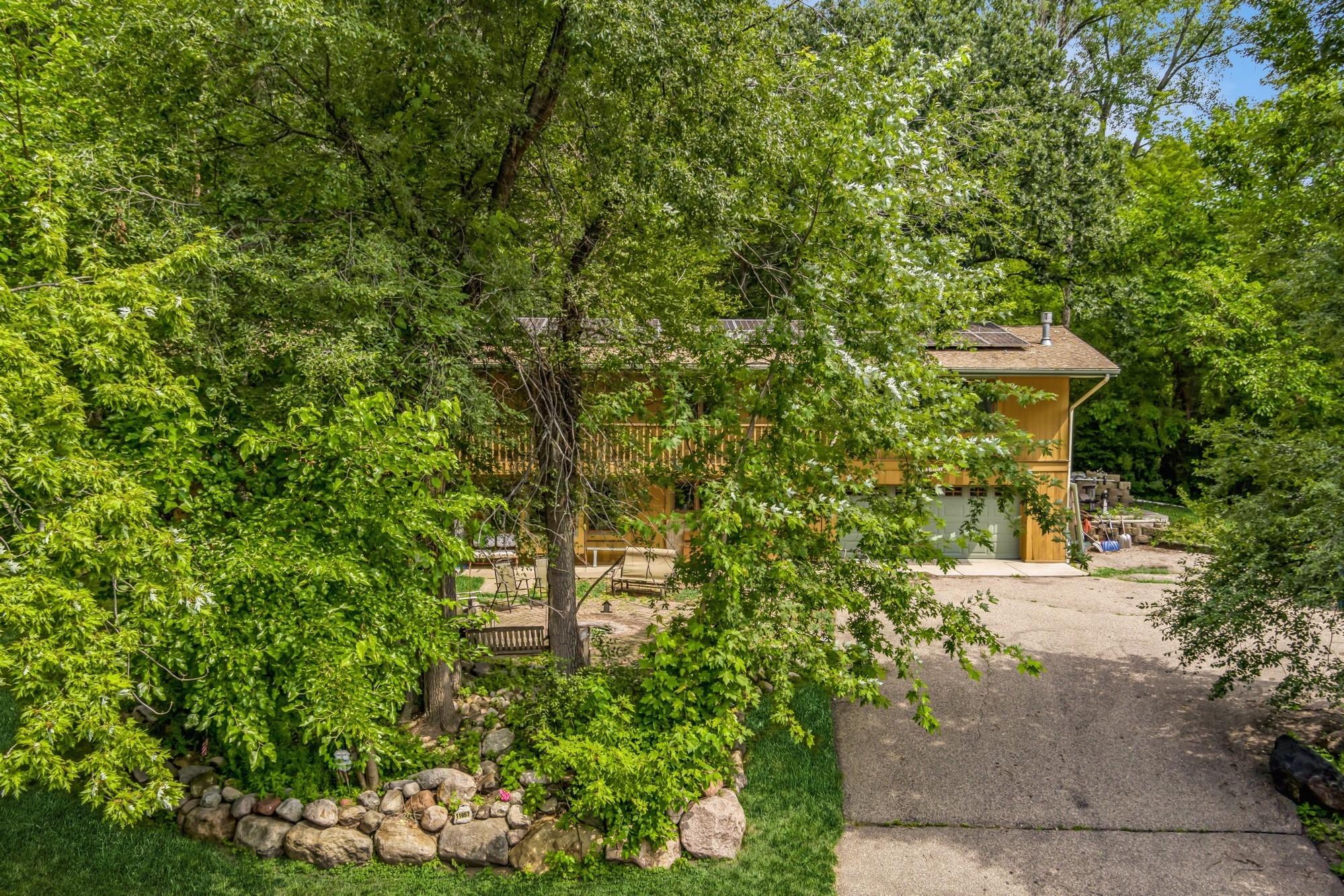 11657 Palmer Road Bloomington, MN 55437 - Photo 38 of 44