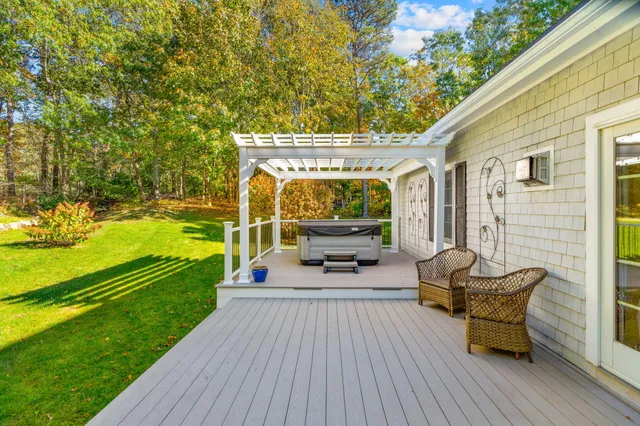 $795,000 | 718 Cedar Street, West Barnstable, MA 02668