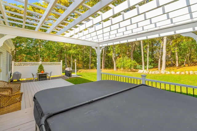 $795,000 | 718 Cedar Street, West Barnstable, MA 02668