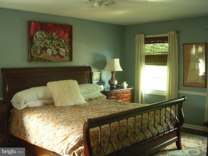 1275 Fountain Road Newtown, PA 18940 - Photo 15 of 19 Gallery Image 15