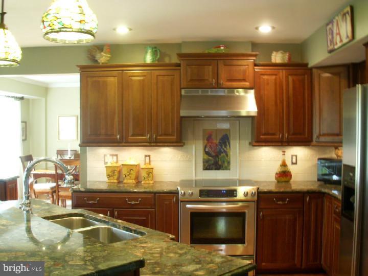 1275 Fountain Road Newtown, PA 18940 - Photo 8 of 19 Gallery Image 8