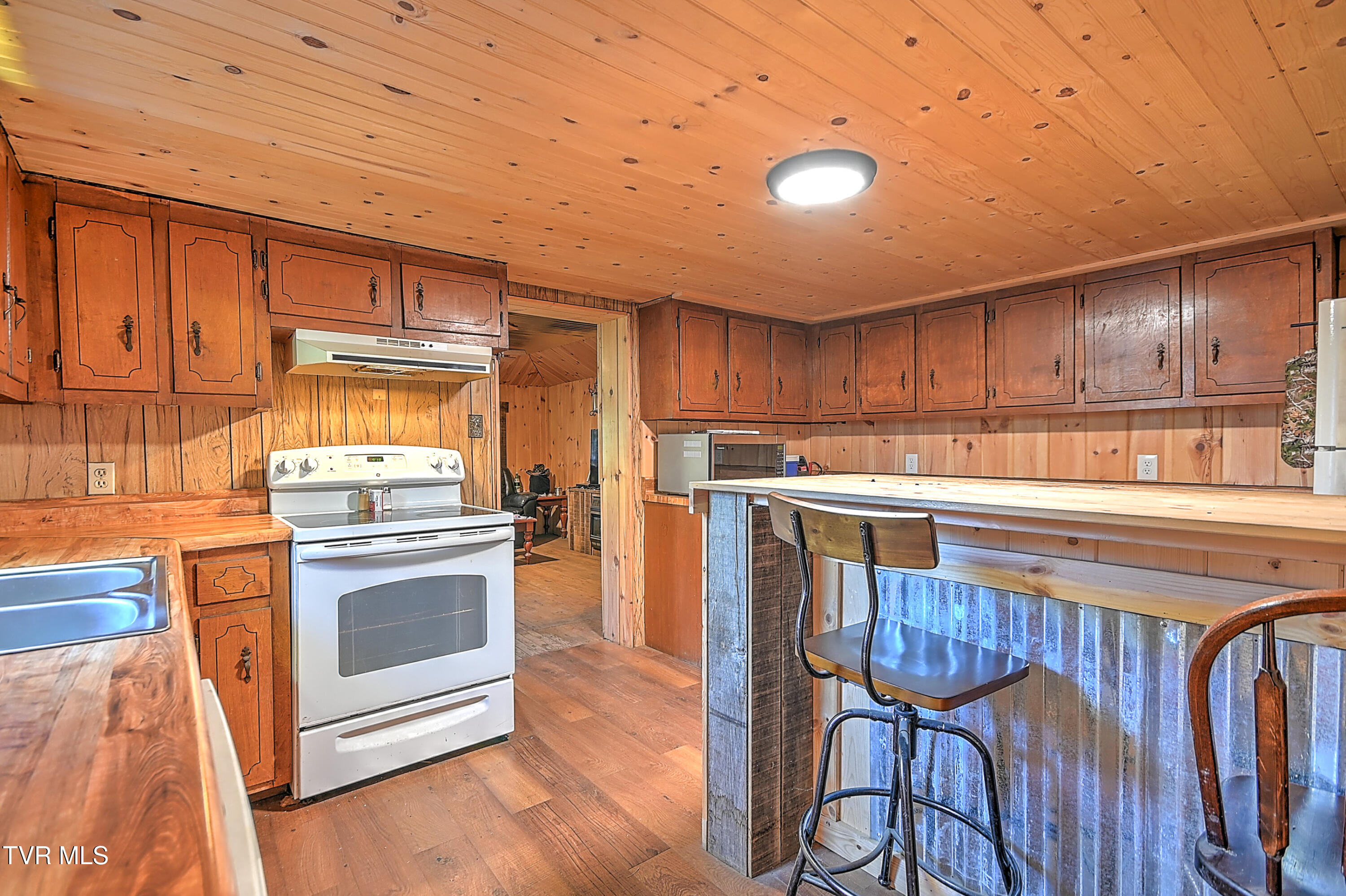 235 Beeler Street Bristol, TN 37620 - Photo 20 of 58 235 Beeler St AB-21