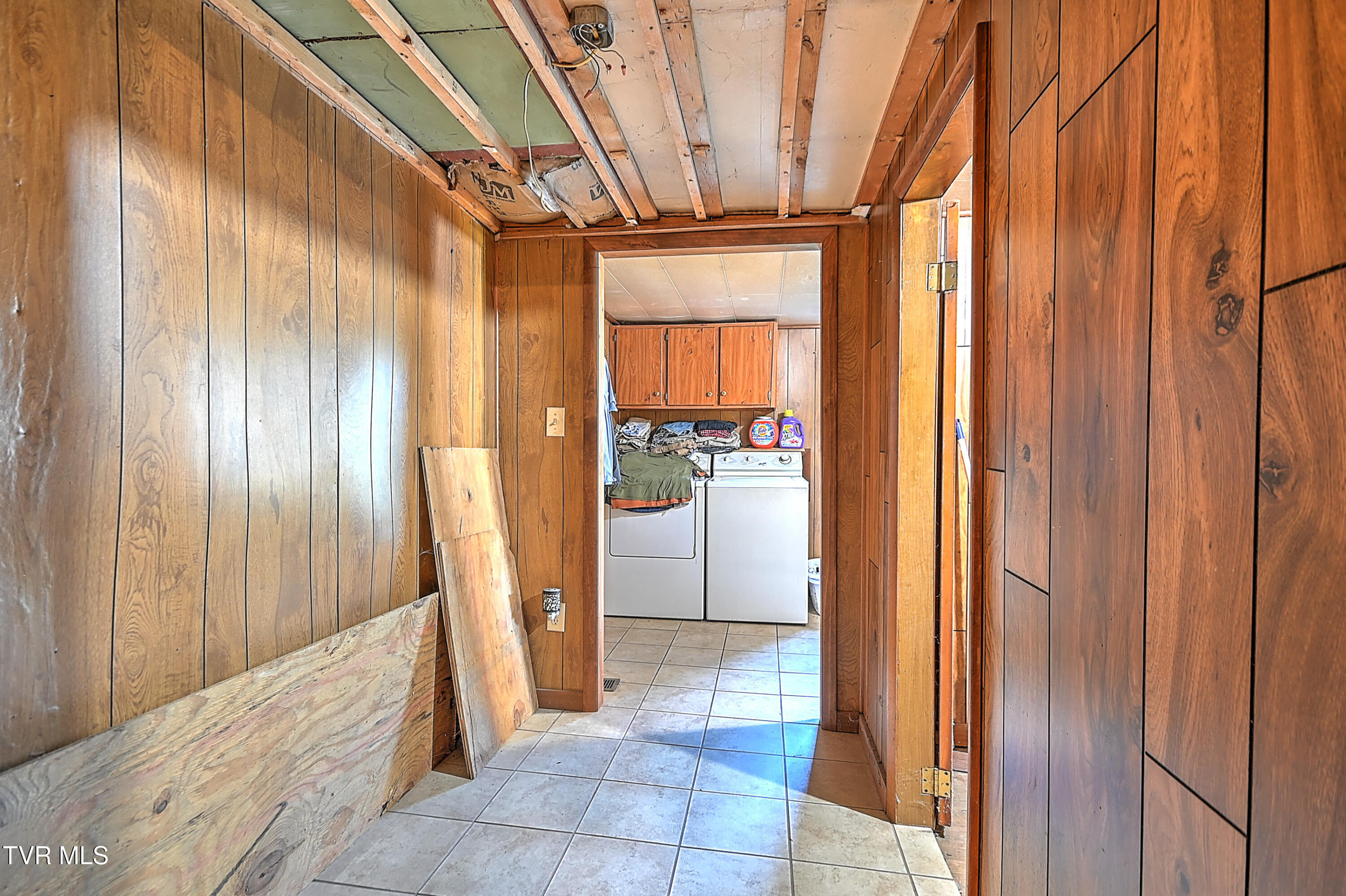 235 Beeler Street Bristol, TN 37620 - Photo 21 of 58 235 Beeler St AB-22