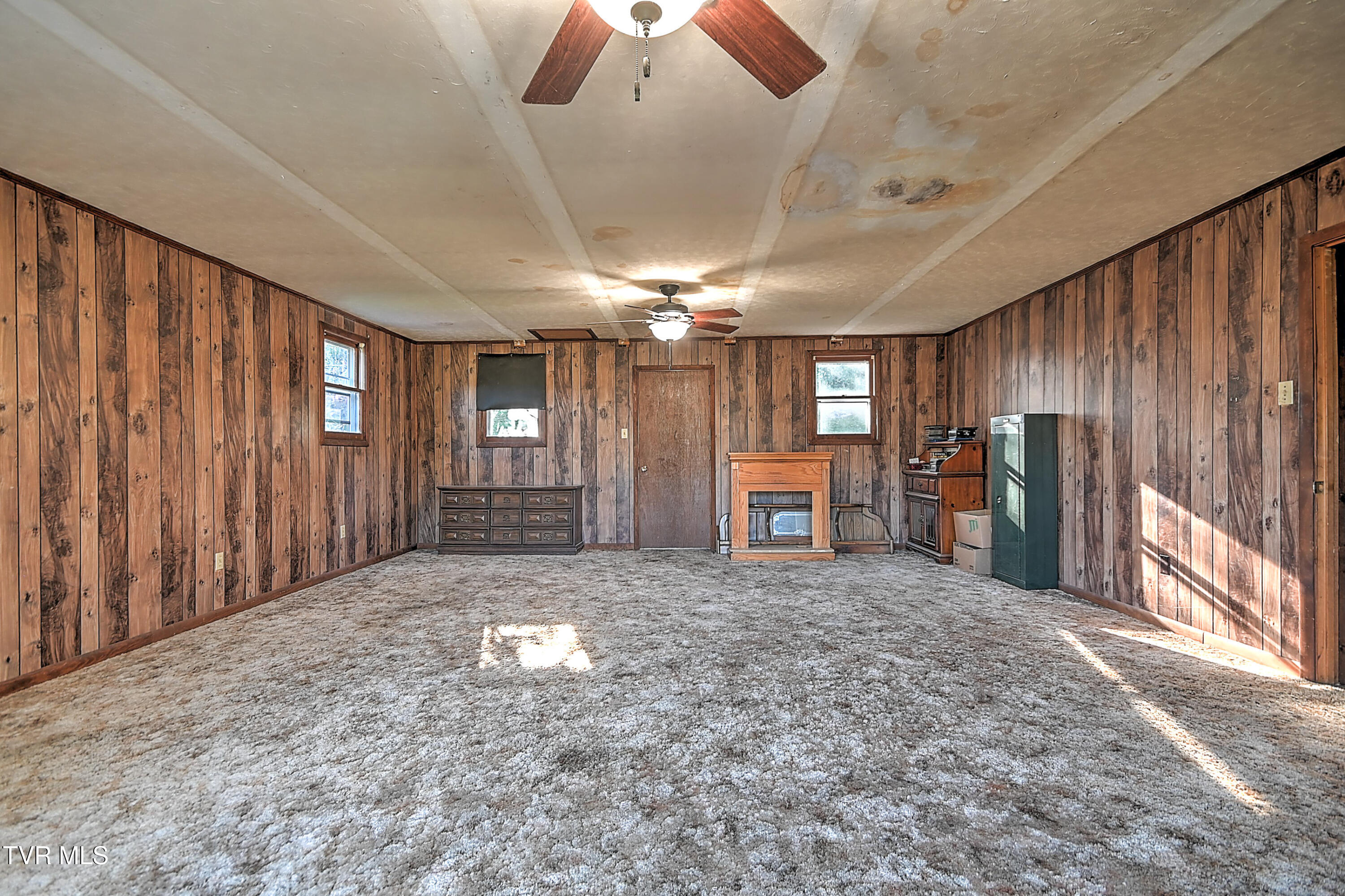 235 Beeler Street Bristol, TN 37620 - Photo 34 of 58 235 Beeler St AB-35