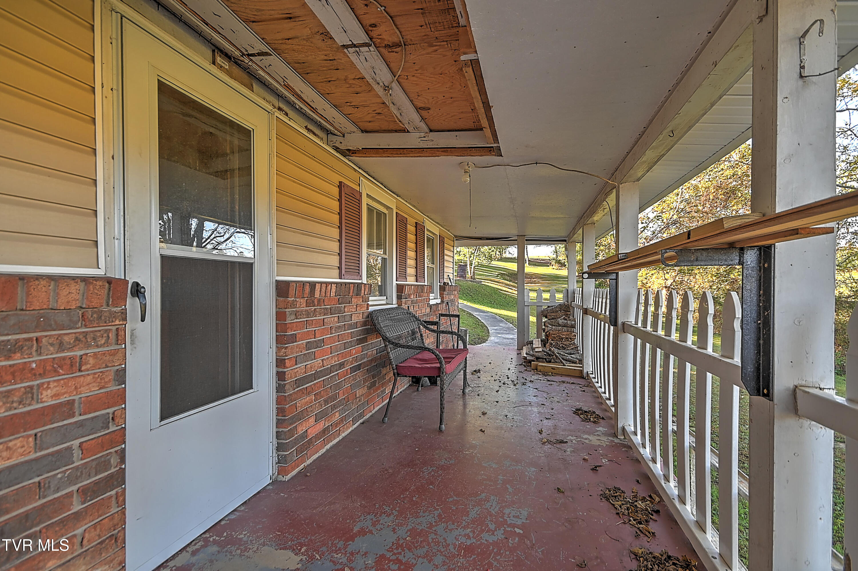 235 Beeler Street Bristol, TN 37620 - Photo 37 of 58 235 Beeler St AB-38