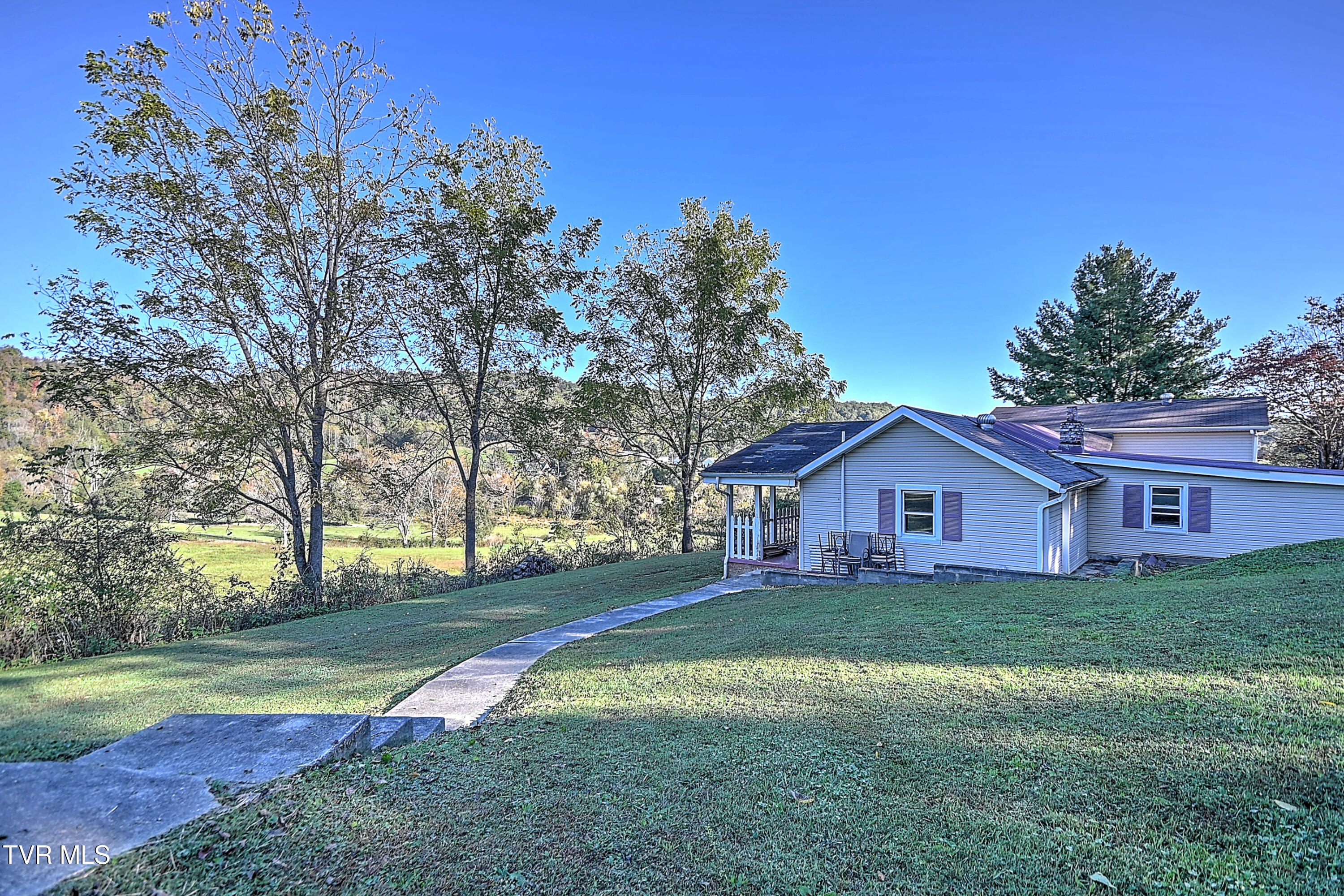 235 Beeler Street Bristol, TN 37620 - Photo 43 of 58 235 Beeler St AB-44