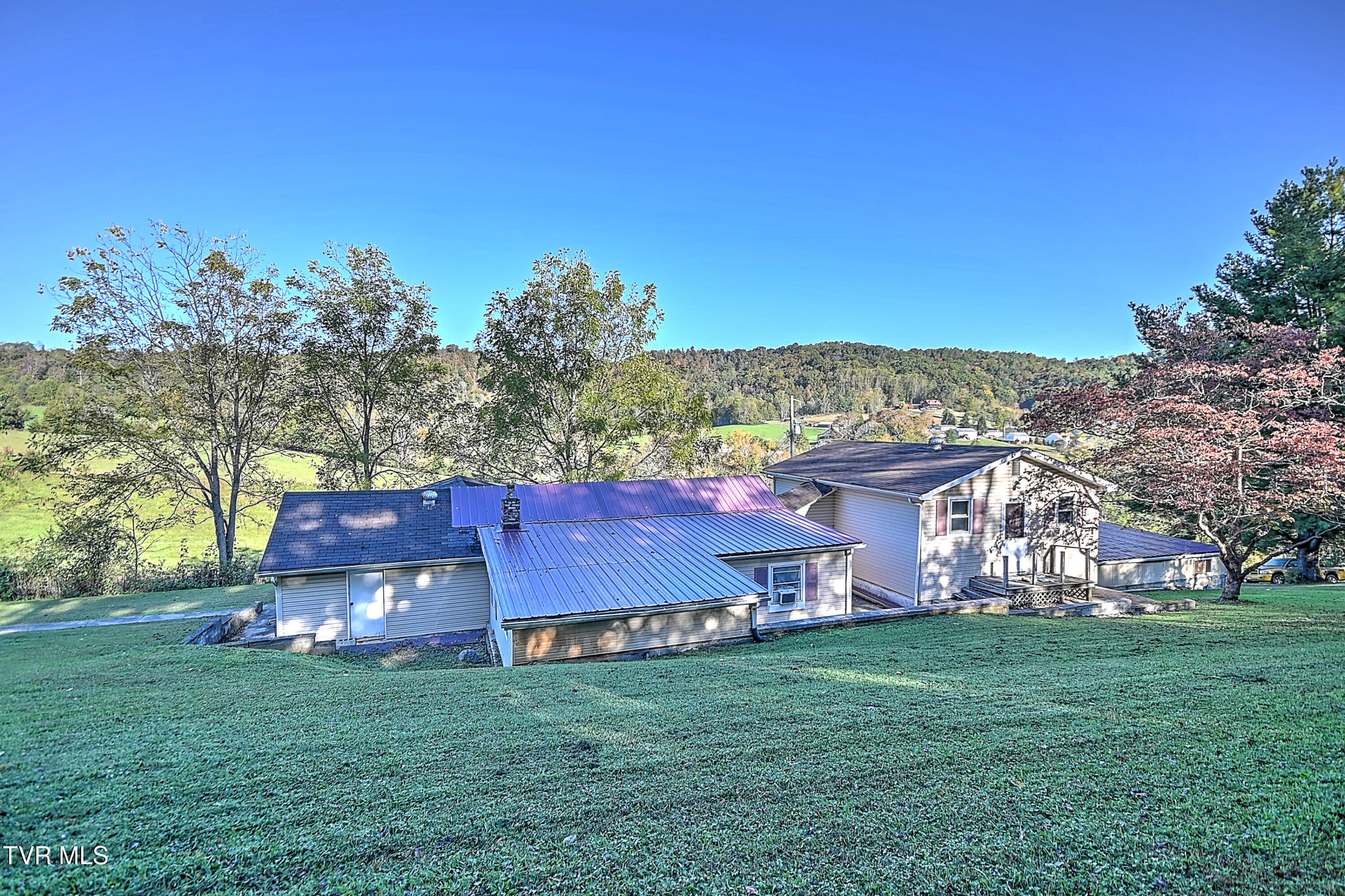 235 Beeler Street Bristol, TN 37620 - Photo 46 of 58 235 Beeler St AB-47