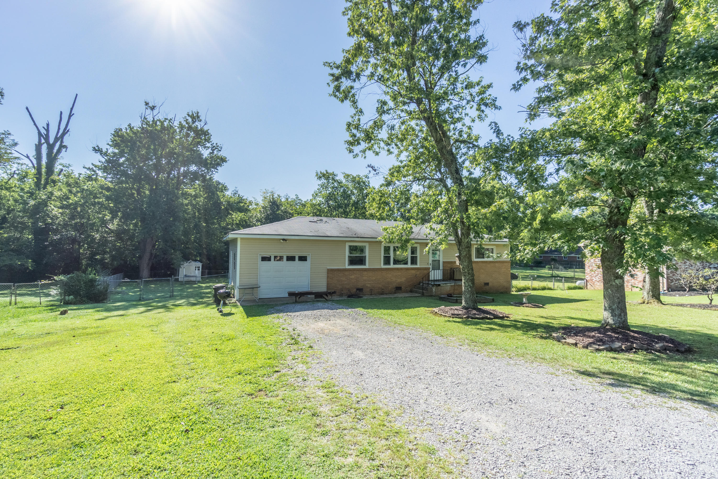 141 Reeds Lane Flintstone, GA 30725 - Photo 2 of 16 141 Reed Ln-13