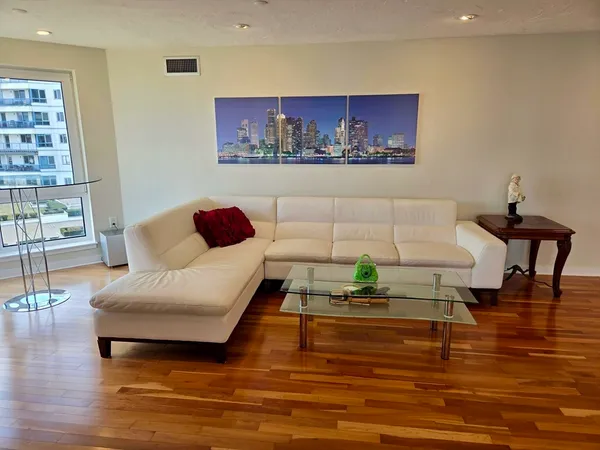 $1,119,000 | 1001 Marina Drive, Unit 301, Quincy, MA 02171