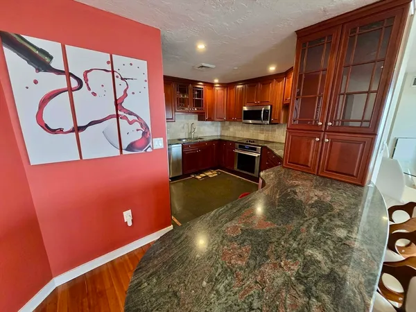 $1,119,000 | 1001 Marina Drive, Unit 301, Quincy, MA 02171