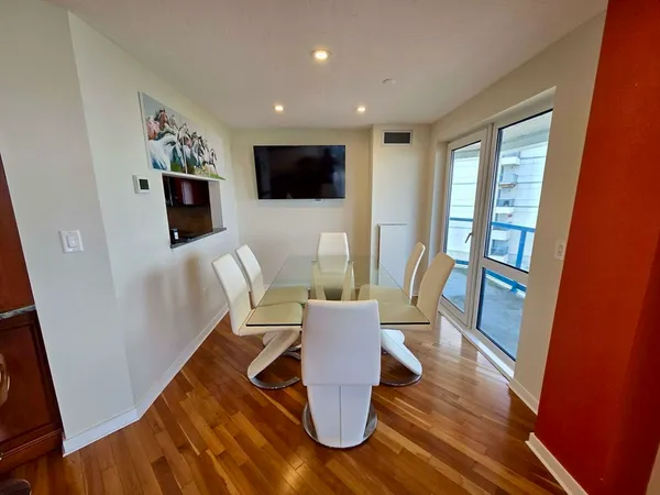 $1,119,000 | 1001 Marina Drive, Unit 301, Quincy, MA 02171