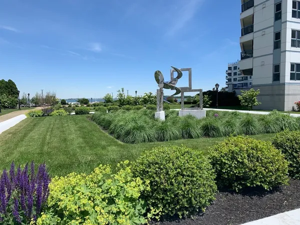$1,119,000 | 1001 Marina Drive, Unit 301, Quincy, MA 02171