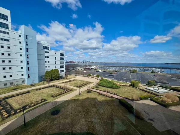$1,119,000 | 1001 Marina Drive, Unit 301, Quincy, MA 02171
