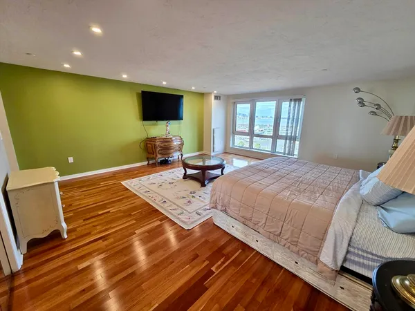 $1,119,000 | 1001 Marina Drive, Unit 301, Quincy, MA 02171