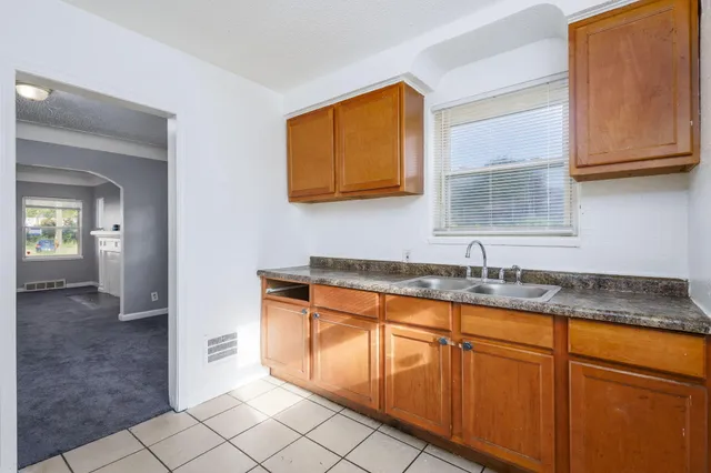 $1,000 | 16554 Coyle Street, Detroit, MI 48235