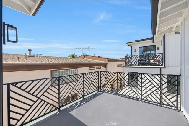 $3,599,000 | 926 17th Street, Hermosa Beach, CA 90254