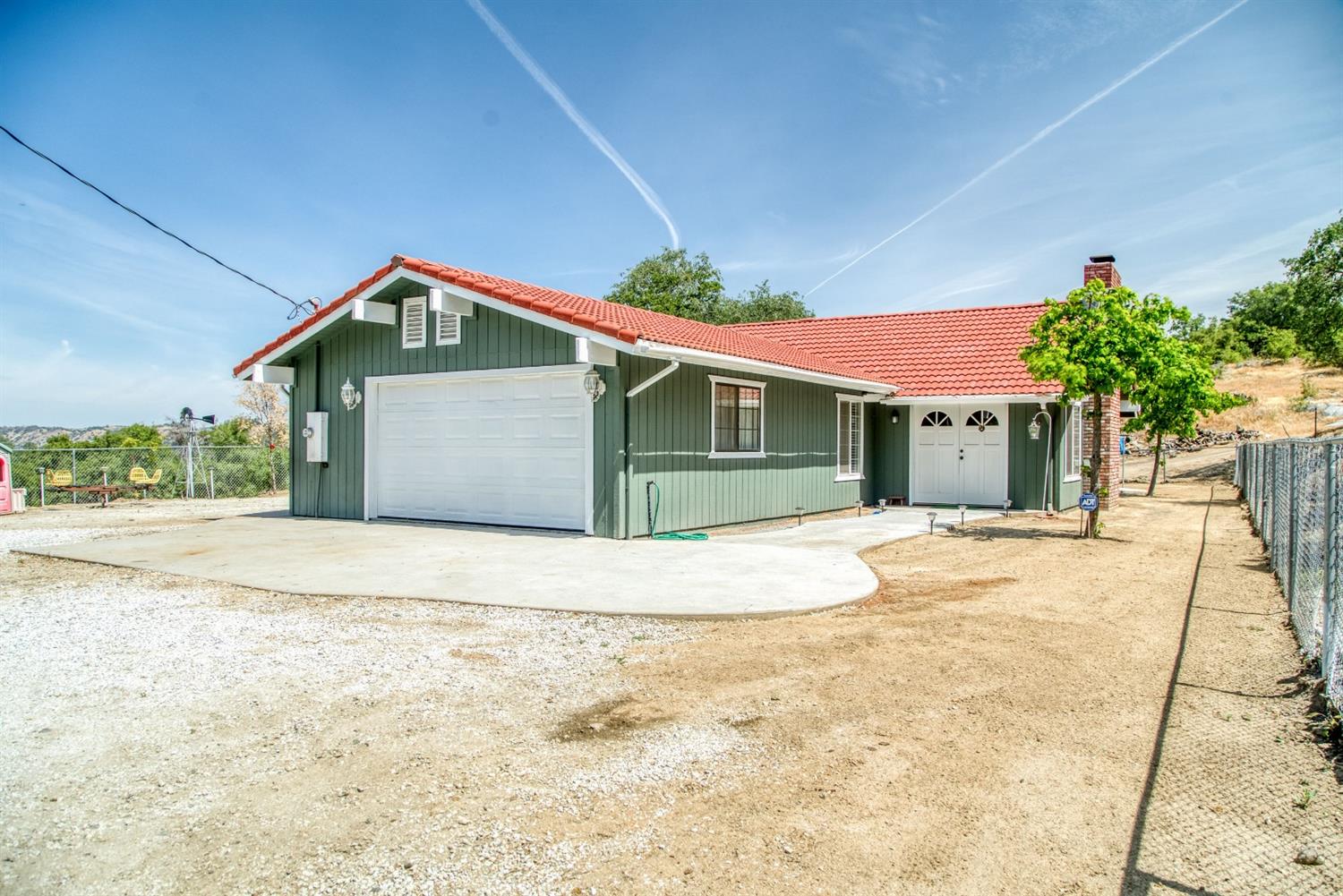 32348 Lodge Road Tollhouse, CA 93667 - Photo 5 of 39 Gallery Image 5