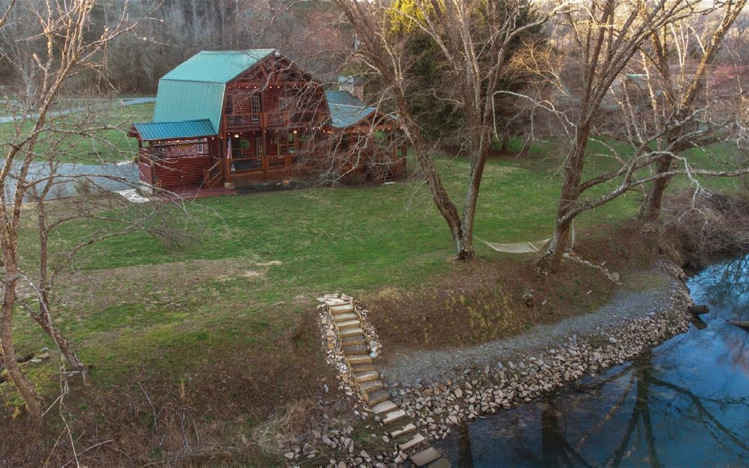 35 River Meadows Lane Blue Ridge, GA 30513 - Photo 2 of 4