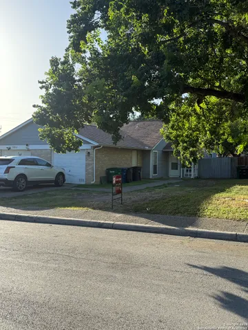 $1,200 | 5213 Gawain Drive, San Antonio, TX 78218