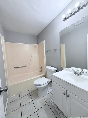 $1,200 | 5213 Gawain Drive, San Antonio, TX 78218