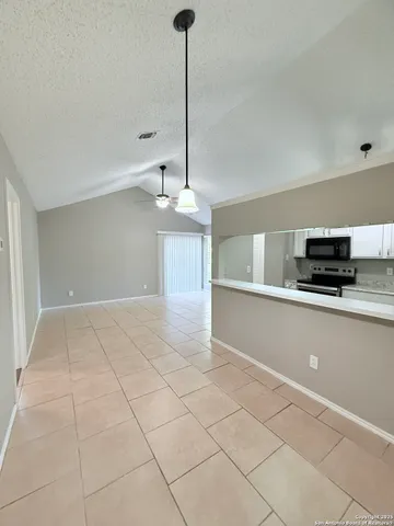 $1,200 | 5213 Gawain Drive, San Antonio, TX 78218