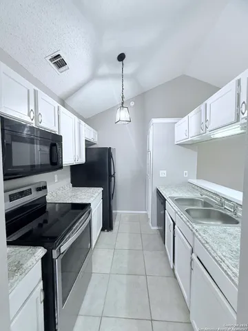 $1,200 | 5213 Gawain Drive, San Antonio, TX 78218