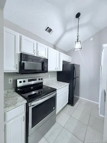 $1,200 | 5213 Gawain Drive, San Antonio, TX 78218