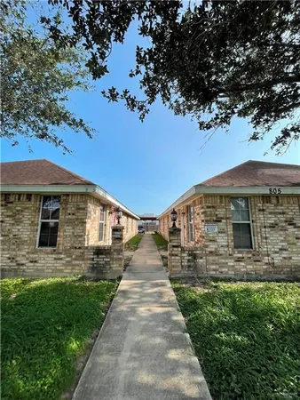 $850 | 805 West Bronze Drive, Unit 4, Pharr, TX 78577