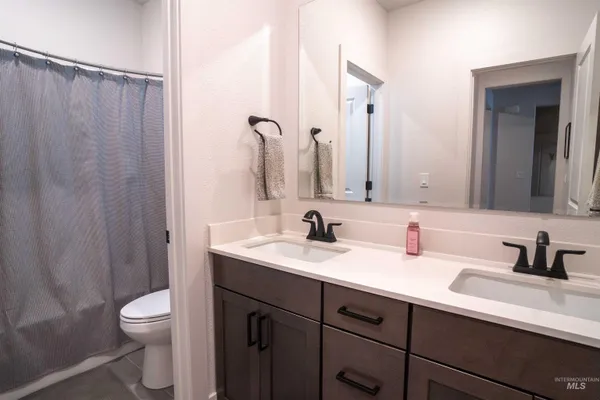 $600,000 | 5427 South Scandia Avenue, Meridian, ID 83642