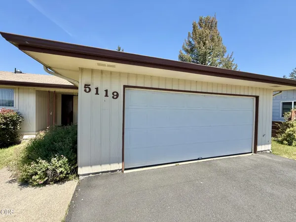 $275,000 | 5119 Barry Avenue, Klamath Falls, OR 97603
