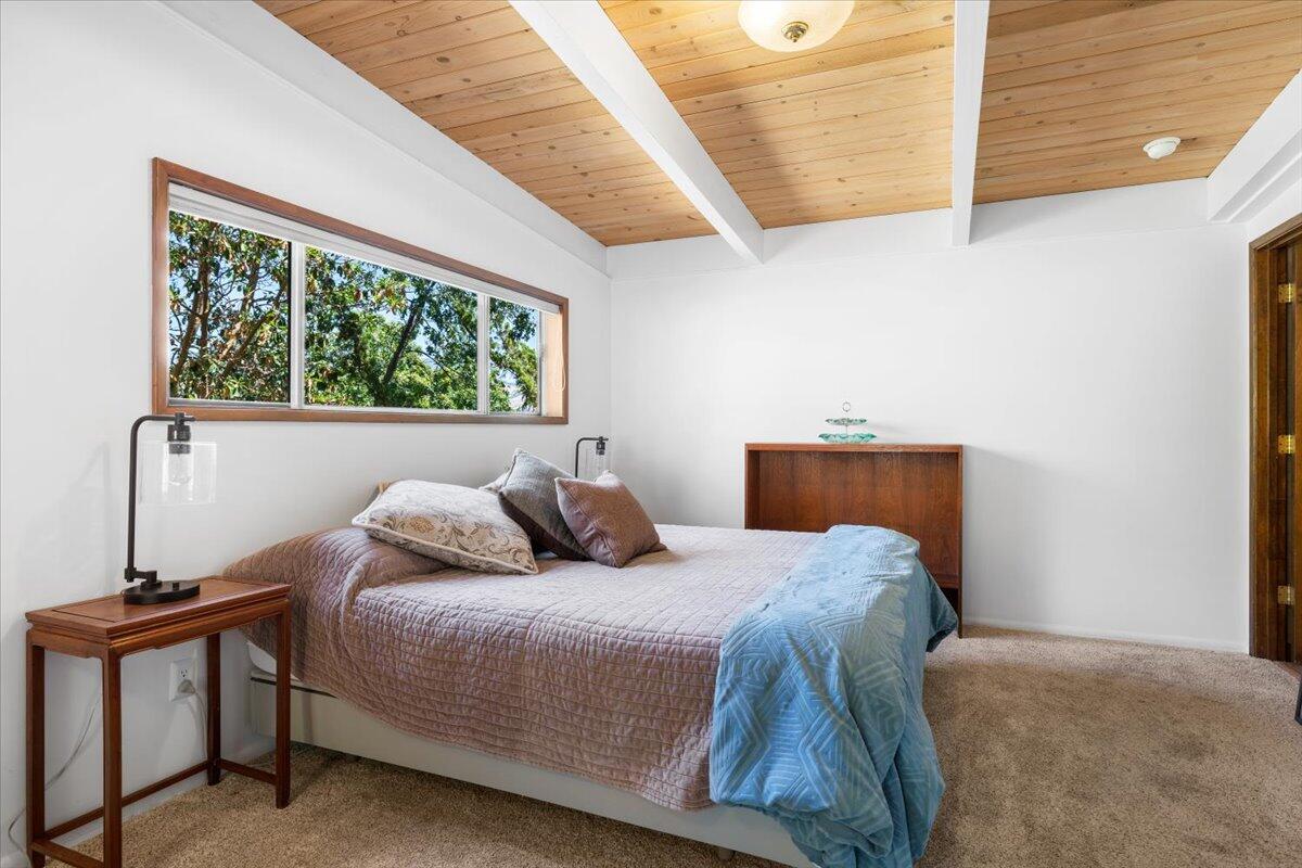 766 Palmer Road Ashland, OR 97520 - Photo 13 of 35 13